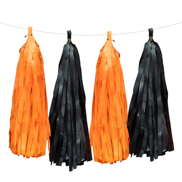 Girland bojtokkal, fekete-narancs, 1,5 m