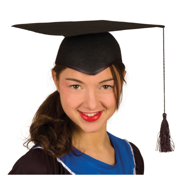 Diplomaosztó kalap, fekete bojttal